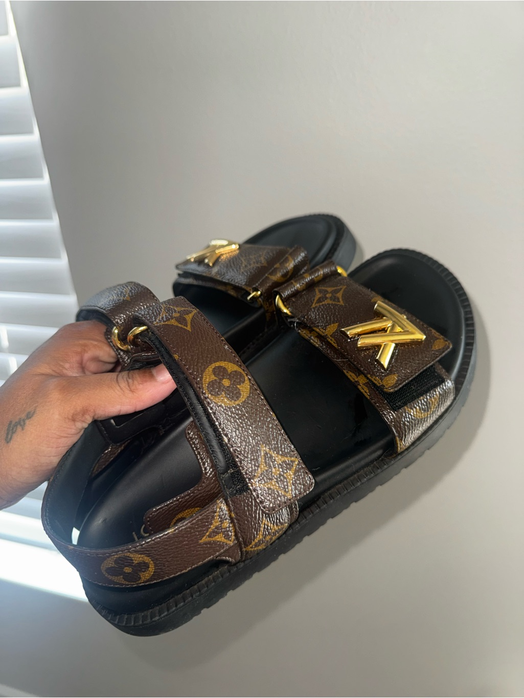 Luxury Brown Monogram Womenâs Slide Sandals With Gold Hardware